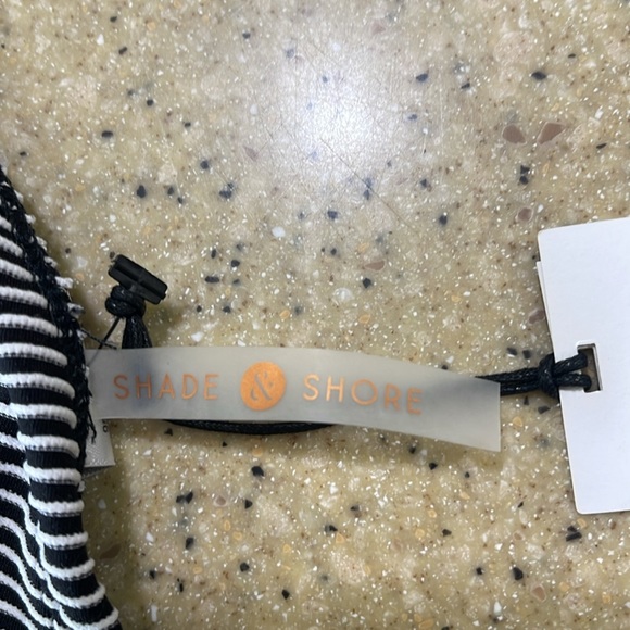 Swim top with adjustable ties in back and around neck - Picture 3 of 5